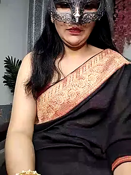 Snapshot of sexy_bhabhi69 chatting on 5, 11, 2025 sexy bhabhi69 online show from 5, 11, 2025