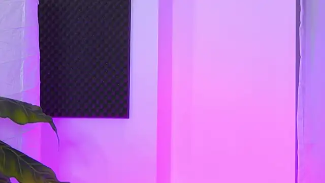 Jenna Day online show from 28, 11, 2025