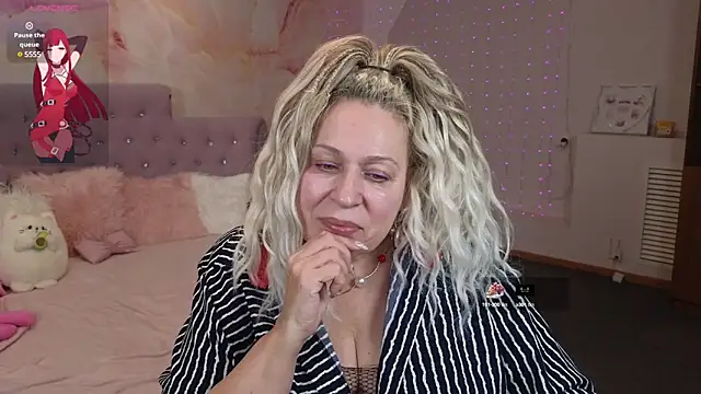 Penelope Pinky online show from 10, 2, 2025