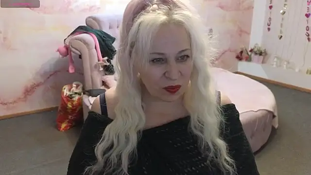 Snapshot of Penelope_Pinky chatting on 4, 5, 2026 Penelope Pinky online show from 4, 5, 2026