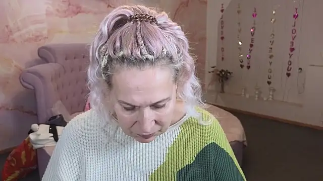 Penelope Pinky online show from 31, 10, 2025