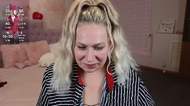 Penelope Pinky online show from 13, 2, 2025