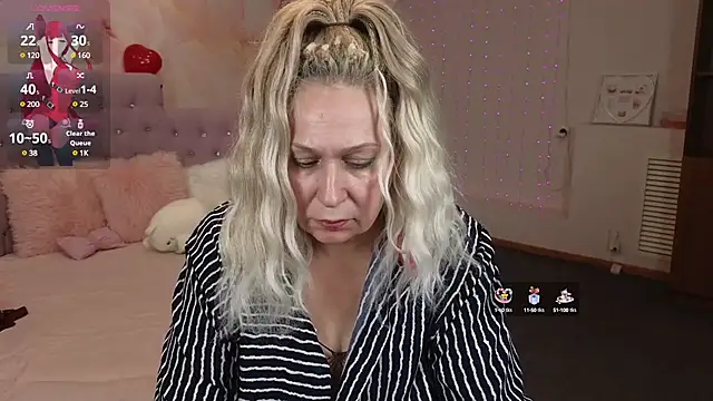 Penelope Pinky online show from 12, 2, 2025