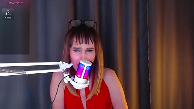 Snapshot of Cassie_Bae chatting on 16, 3, 2025 Cassie Bae online show from 16, 3, 2025