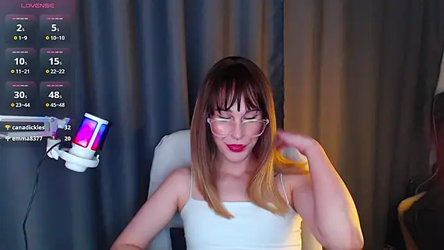 Snapshot of Cassie_Bae chatting on 11, 3, 2025 Cassie Bae online show from 11, 3, 2025