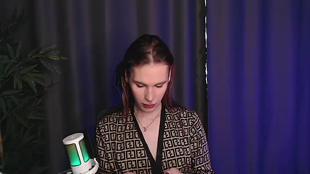 Cassie Bae online show from 7, 3, 2026