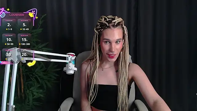 Snapshot of Cassie_Bae chatting on 1, 12, 2025 Cassie Bae online show from 1, 12, 2025