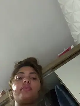 Nicollygriu online show from 24, 2, 2026