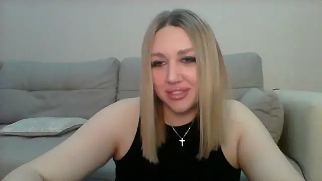 VickyLove047 online show from 18, 9, 2025