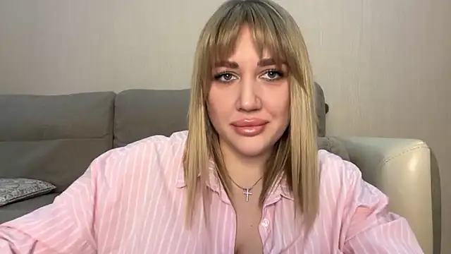 VickyLove047 online show from 7, 2, 2026