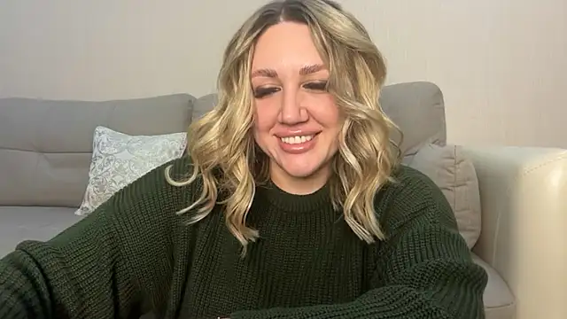 Snapshot of VickyLove047 chatting on 8, 10, 2025 VickyLove047 online show from 8, 10, 2025