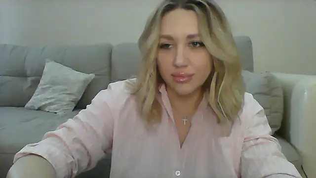 VickyLove047 online show from 18, 9, 2025