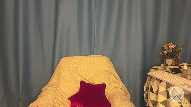 pink pikachu  online show from 14, 4, 2026