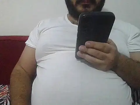 UrfavSlaveBitch online show from 26, 11, 2025