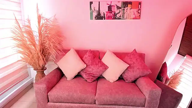 Regina blum online show from 15, 4, 2026