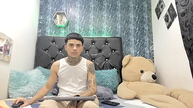 exotic hot couple online show from 25, 11, 2025