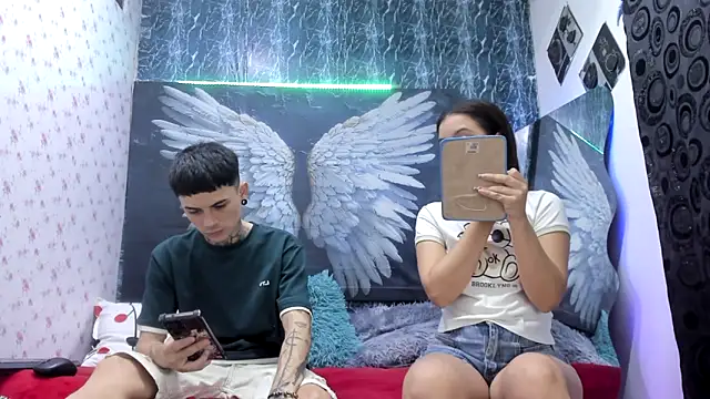 exotic hot couple online show from 18, 4, 2026