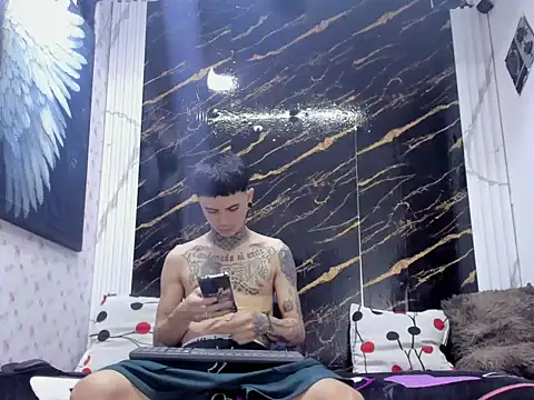 exotic hot couple online show from 23, 5, 2026