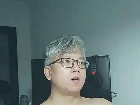 Snapshot of leoUSIR chatting on 23, 9, 2025 leoUSIR online show from 23, 9, 2025