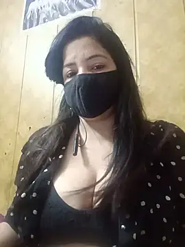 Snapshot of hornycoupleJandS chatting on 19, 6, 2026 hornycoupleJandS online show from 19, 6, 2026