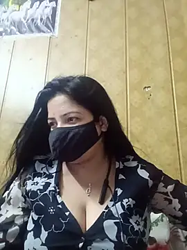 Snapshot of hornycoupleJandS chatting on 18, 7, 2026 hornycoupleJandS online show from 18, 7, 2026