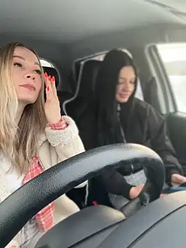 JulliaVegas online show from 8, 3, 2025