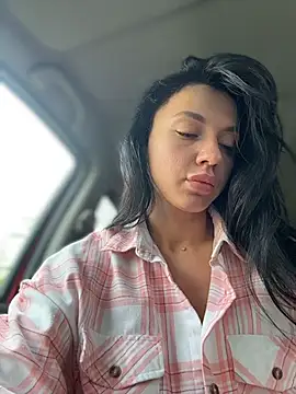 JulliaVegas online show from 21, 7, 2026