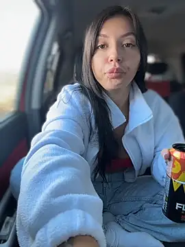 JulliaVegas online show from 22, 4, 2026