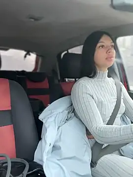 JulliaVegas online show from 1, 3, 2025