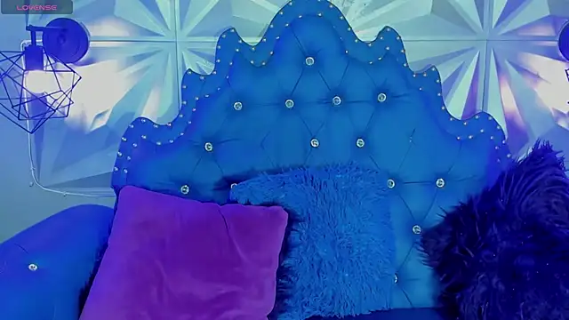 kitty pervertedx online show from 28, 2, 2025