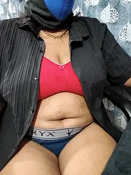 Snapshot of Tamilsathya2024 chatting on 8, 5, 2026 Tamilsathya2024 online show from 8, 5, 2026
