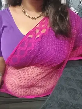 Snapshot of Tamilsathya2024 chatting on 21, 5, 2026 Tamilsathya2024 online show from 21, 5, 2026
