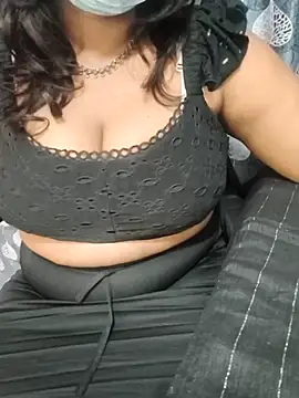 Snapshot of Tamilsathya2024 chatting on 6, 11, 2025 Tamilsathya2024 online show from 6, 11, 2025