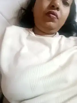 Snapshot of sunita-doll chatting on 17, 10, 2025 sunita-doll online show from 17, 10, 2025