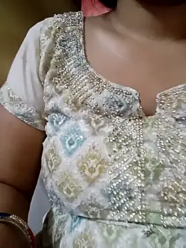 sunita-doll online show from 9, 3, 2026