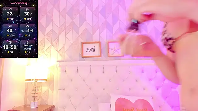 rebeca watsson online show from 13, 2, 2026