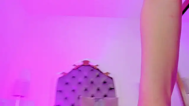 rebeca watsson online show from 27, 11, 2025