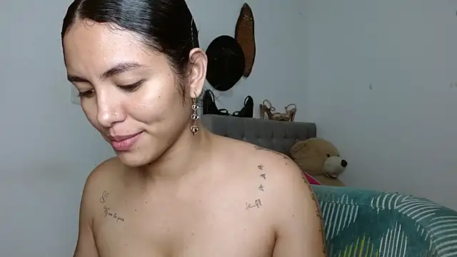 Sexy Lia  online show from 17, 7, 2026