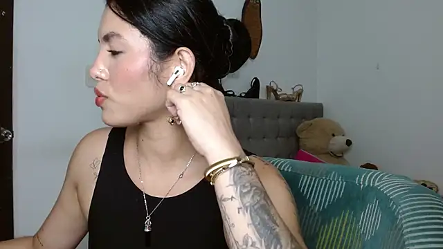 Sexy Lia  online show from 10, 7, 2026