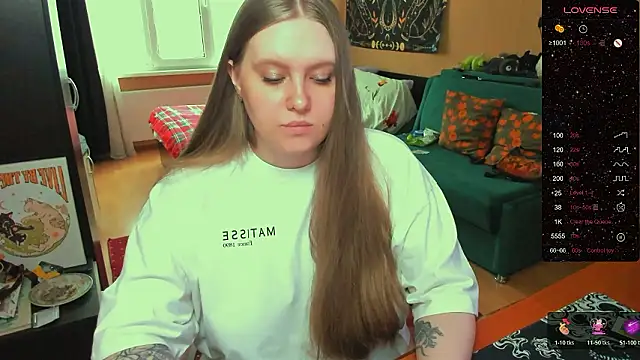 Alice Dreamgirl  online show from 27, 2, 2026