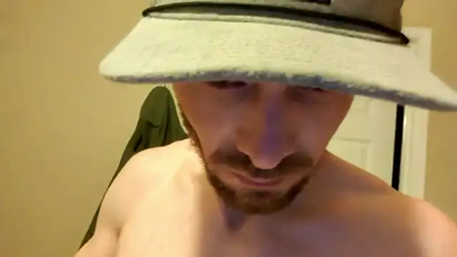 Huntzg23 online show from 29, 11, 2025