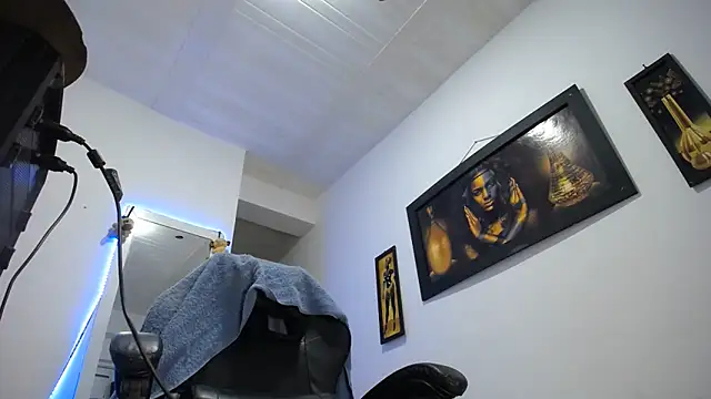 NikolSexyHot online show from 24, 5, 2026