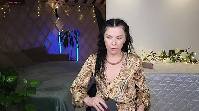 LinaJoy online show from 16, 6, 2026