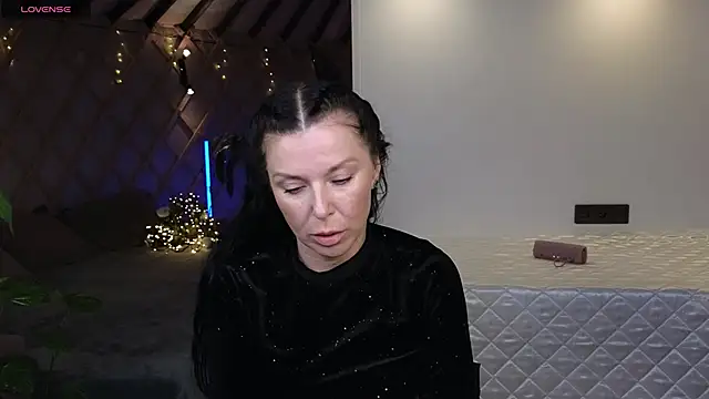 LinaJoy online show from 20, 6, 2026