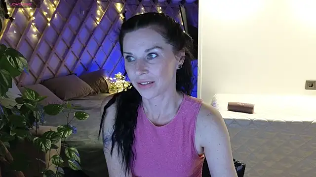 LinaJoy online show from 24, 6, 2026