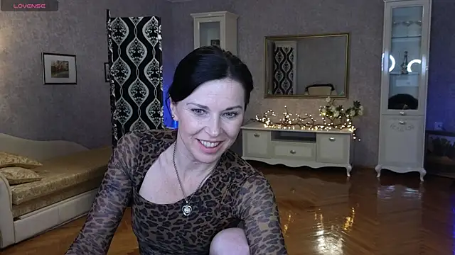 LinaJoy online show from 16, 4, 2026