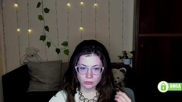 Alicia redfollow online show from 26, 2, 2025