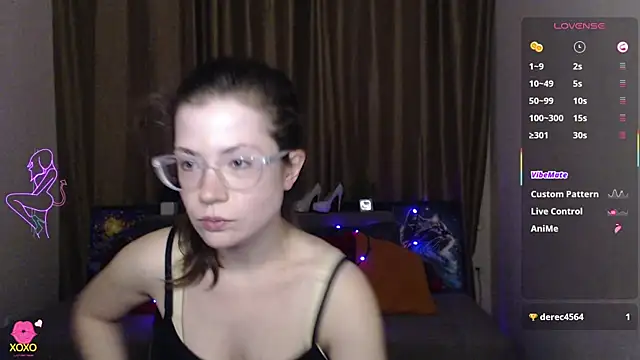 Alicia redfollow online show from 9, 3, 2025