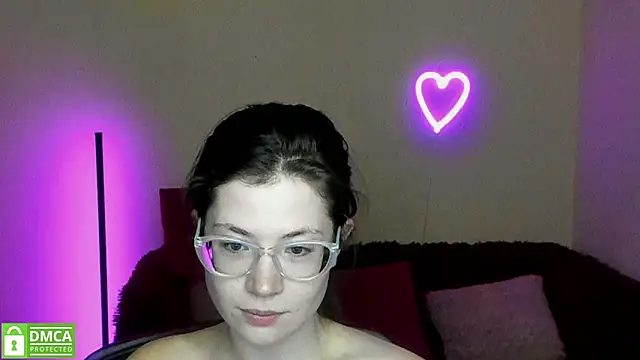 Alicia redfollow online show from 1, 3, 2025