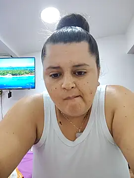 Miss balloonsmila online show from 8, 10, 2025